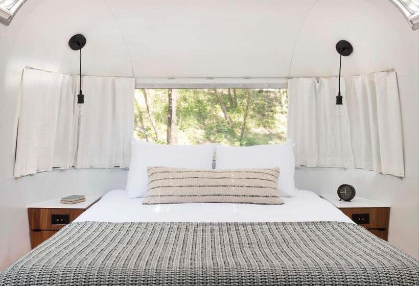 스탠다드 룸, Autocamp Yosemite