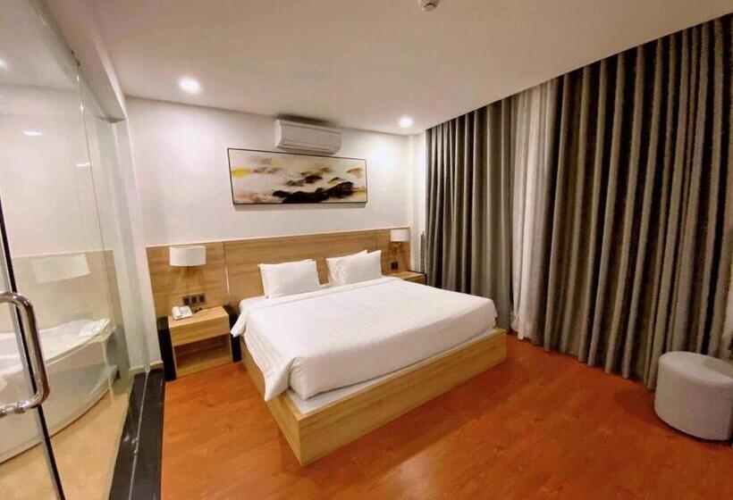 اتاق لوکس با تخت بزرگ, Lily Apartment