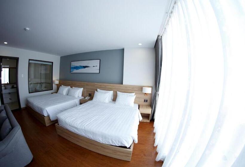 اتاق اجرایی, Lily Apartment