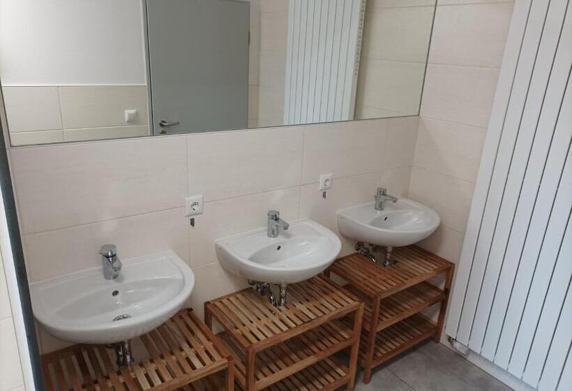 Семейный Номер, Boootshaus   Am Spreeufer