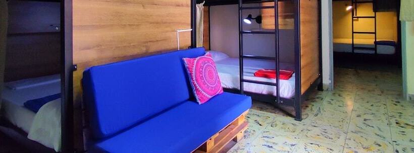 Кровать в Общей Комнате, Hostel Trip Monkey San Gil