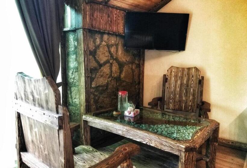 Люкс с Балконом, Getahovit Resort