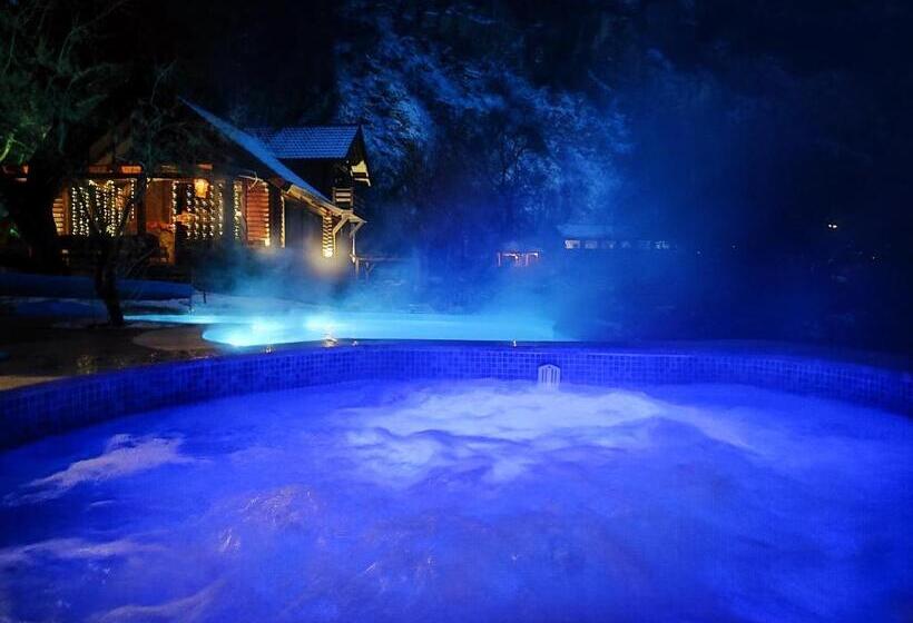 Дом 4 Спальни, Getahovit Resort