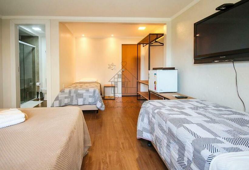 Четырехместный Номер Стандарт, Pousada Blumenau