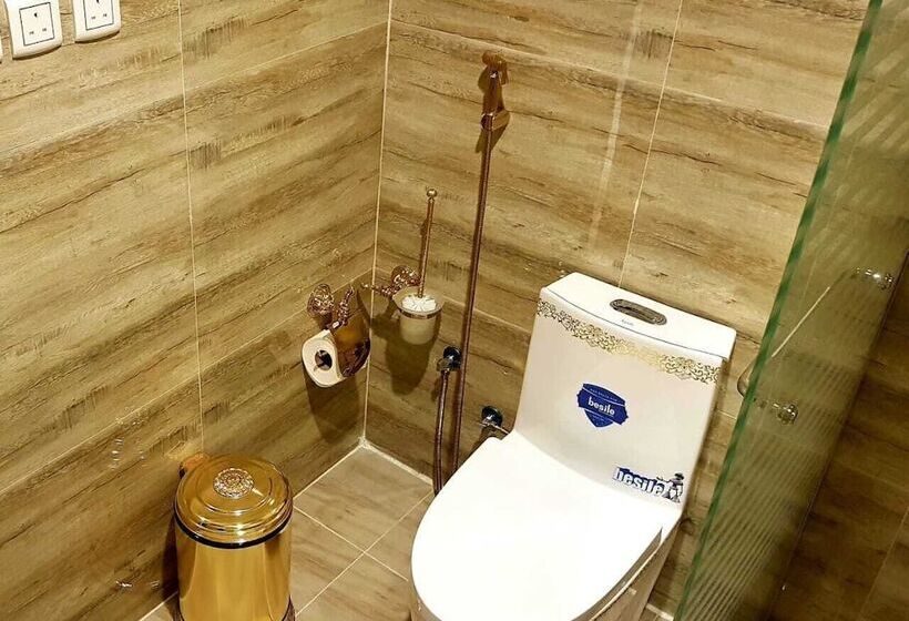 Полулюкс, Areen