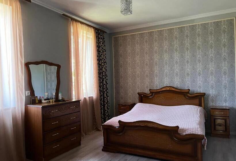 이코노미 룸, Igor Bed And Breakfast
