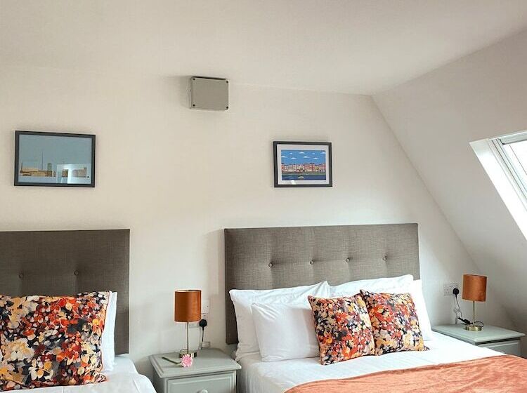 스탠다드 룸, Tom Dick And Harriet S Accommodation