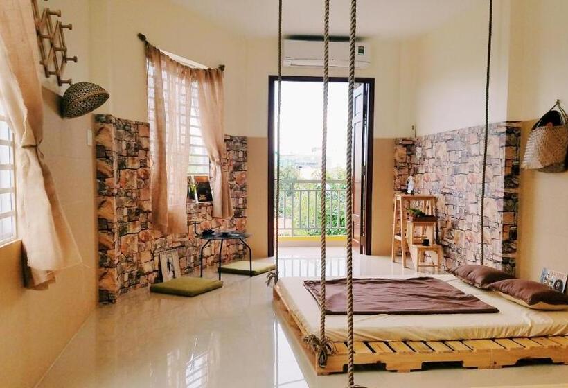 اتاق استاندارد چهارنفره با بالکن, Bap.homestay