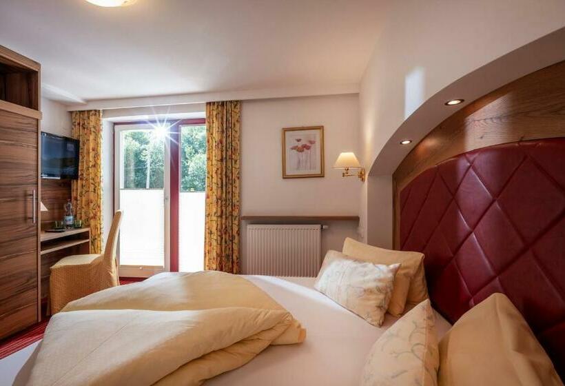 Номер Стандарт с Балконом, Alpenrose Hotel Garni