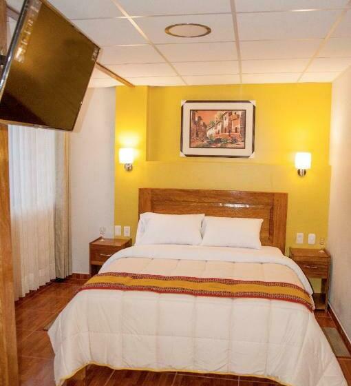 غرفة عائلية, Picos House