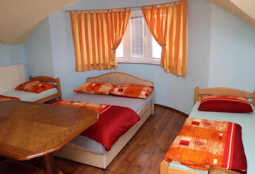 1 Bedroom Apartment Lake View, Rooms & Apartment Jozić