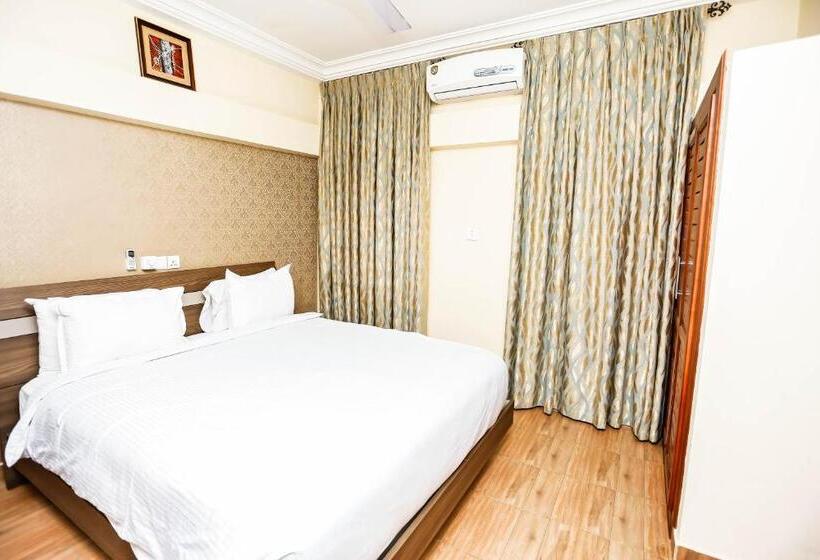디럭스 룸, Jeyads Lodge