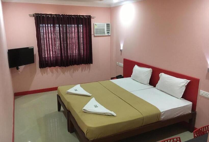 Номер Deluxe, Kalluvalappil Holiday Inn