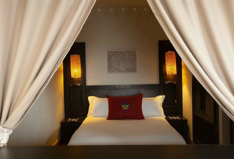 시니어 스위트, Borjs Hotel Suites & Spa
