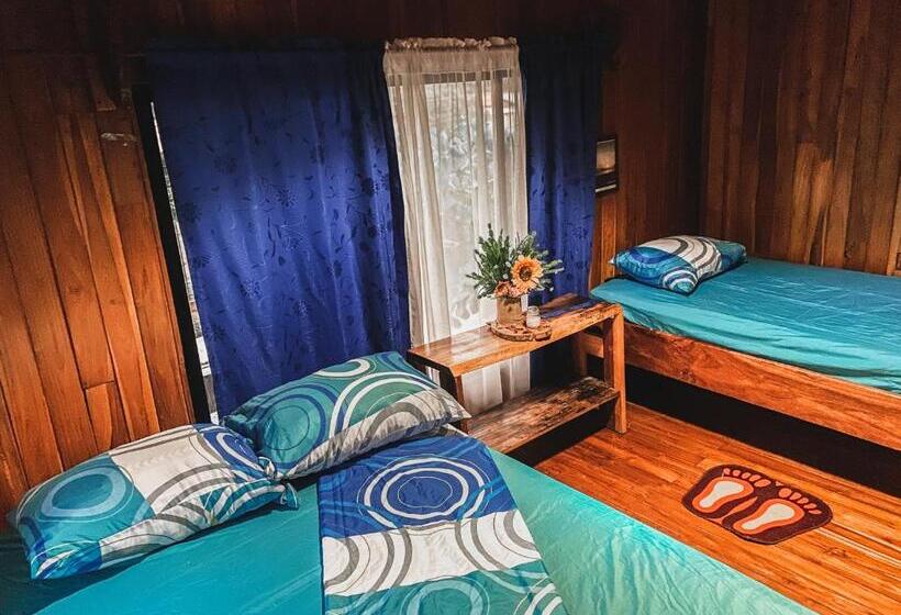 Трехместный Номер Комфорт, Hostel Marisol