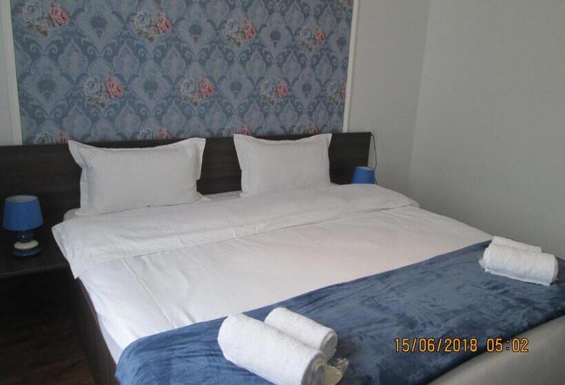 اتاق لوکس, Guesthouse Elli & Cottages