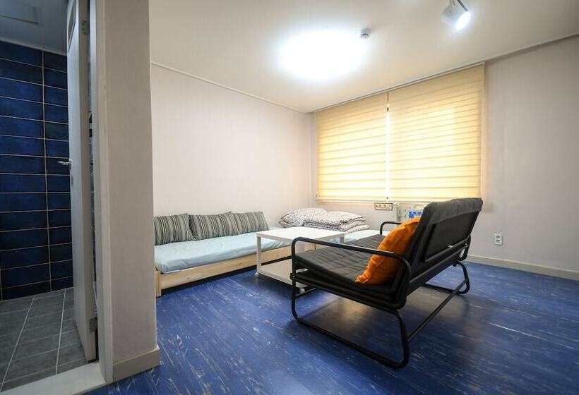 اتاق استاندارد, Bluehum Guesthouse   Hostel