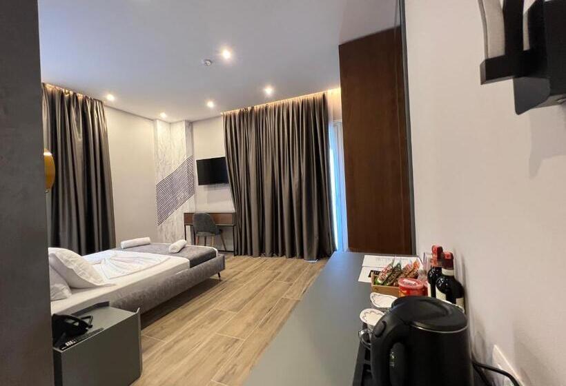 발코니 디럭스 룸, Domus Hotel & Apartments