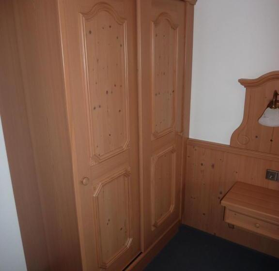 Апартаменты 3 Спальни, Kaiserhof
