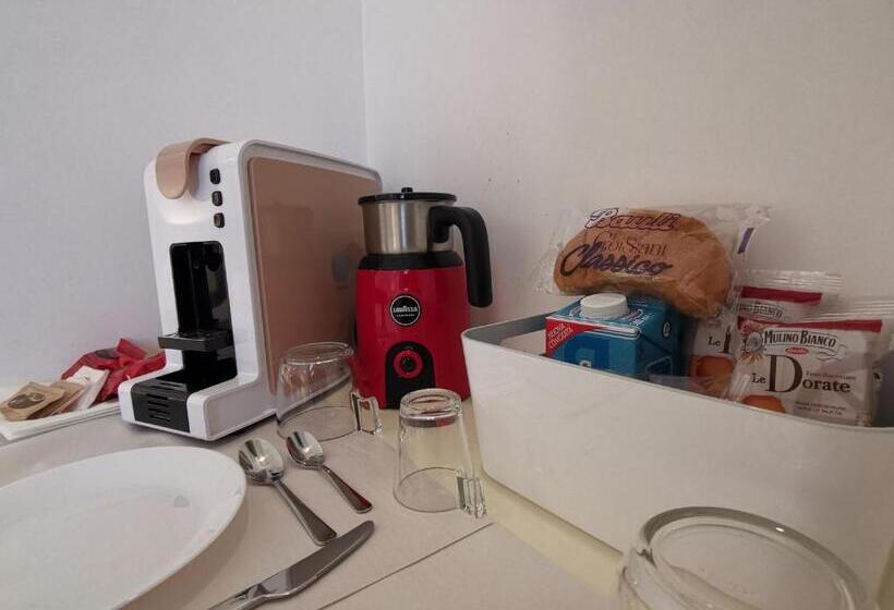 Номер Deluxe, Flos Guest House