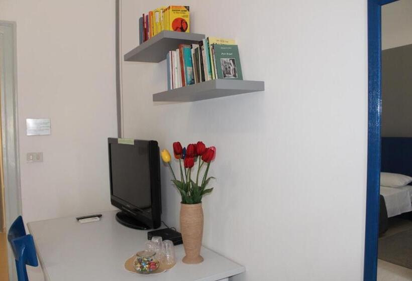 سوئیت 2 خوابه, Bed&book Palazzo Cutelli