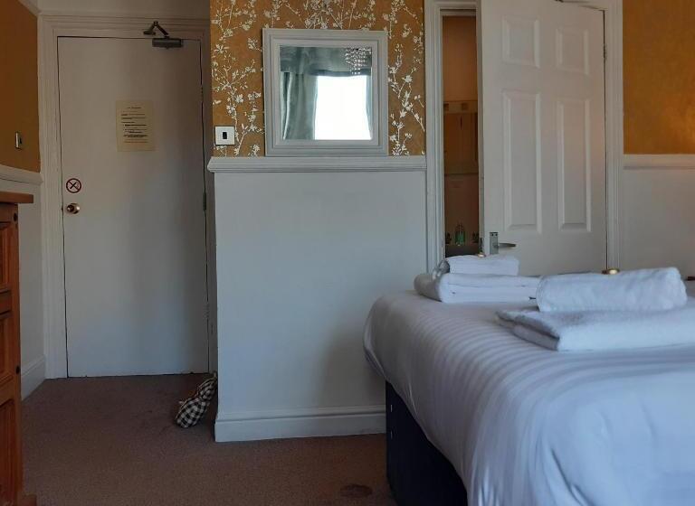 اتاق سوپریور با تخت بزرگ, The Merrydale Guest House