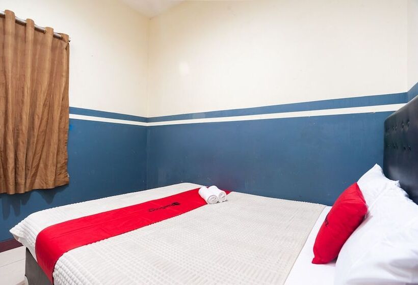 Номер Economy, Reddoorz Plus Near Universitas Indonesia