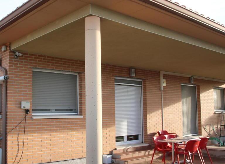 Дом 1 Спальня, Hostal Burgalés
