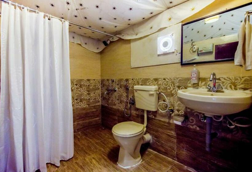 Трехместный Номер Deluxe, Camp Serai Tiger Tadoba