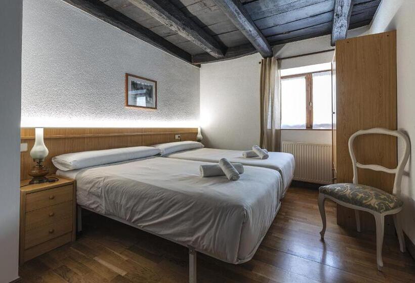 Номер Стандарт Индивидуальный, Hostal Etxeberri
