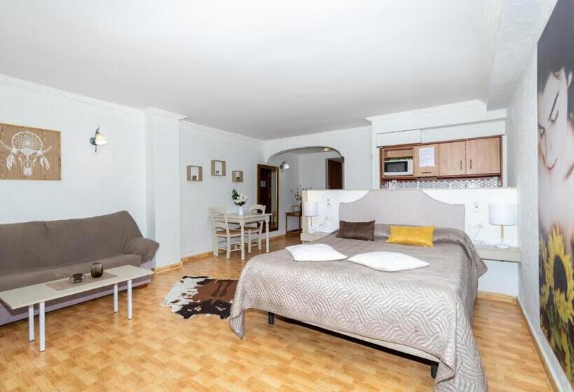 サイドオーシャンビューのスタンダードワンルーム, Unique Hotel Apartments
