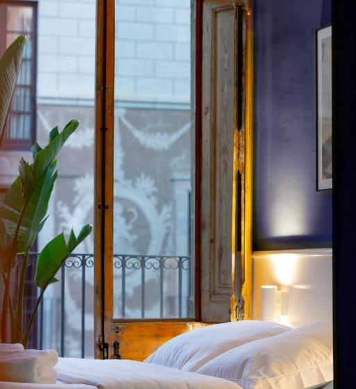 اتاق استاندارد با سرویس بهداشتی مشترک, Hostal Sol Y K