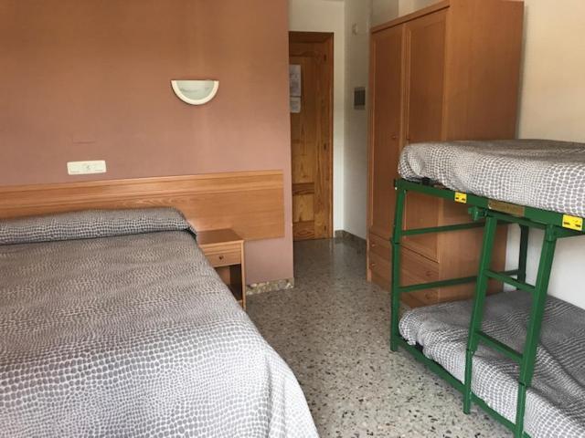 Четырехместный Номер Стандарт, Hostal Las Rumbas