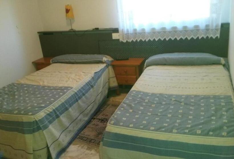 标准间, Hostal Residencia Taray