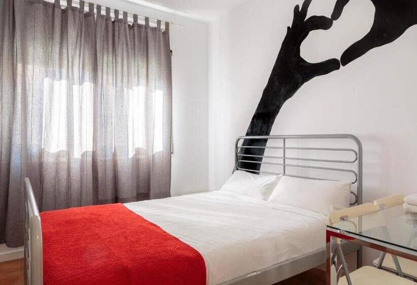 اتاق اکونومی, Monrooms Barcelona