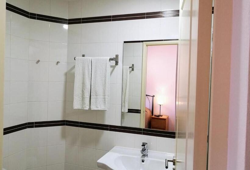 اتاق استاندارد, Discovery Apartment Expo   Aeroporto