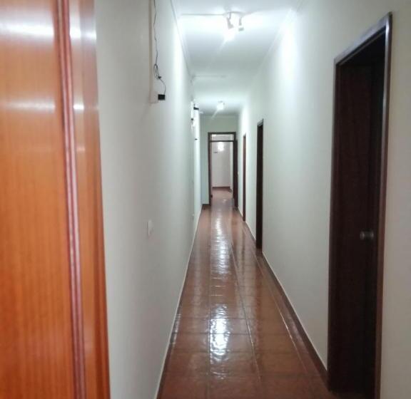 اتاق لوکس خانوادگی, Gouveia Residence
