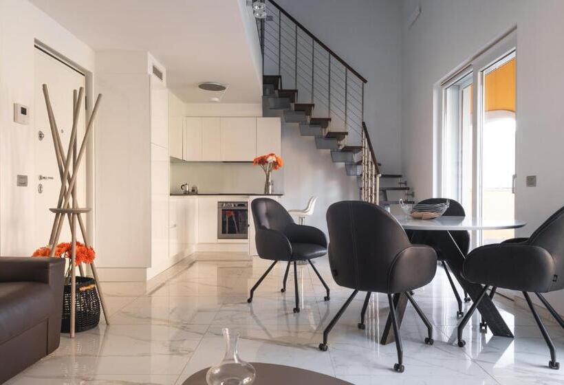 Номер Дюплекс, Yachting Residence