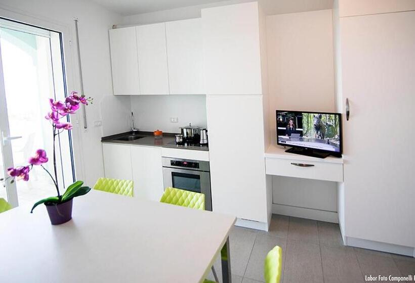 Апартаменты 1 Спальня, Residence Acquasuite
