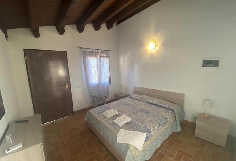 Полулюкс Вид на Бассейн, Il Borgo Ariccia Resort