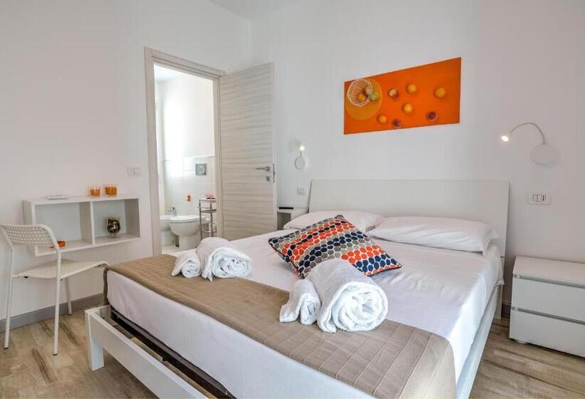 バルコニー付きスタンダードルーム, Villa Vani Guest House