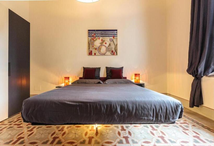 带1个卧室的带阳台的公寓, Residenza Cavour