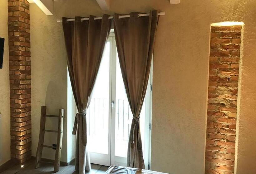 Номер Deluxe с Балконом, Villa Laura