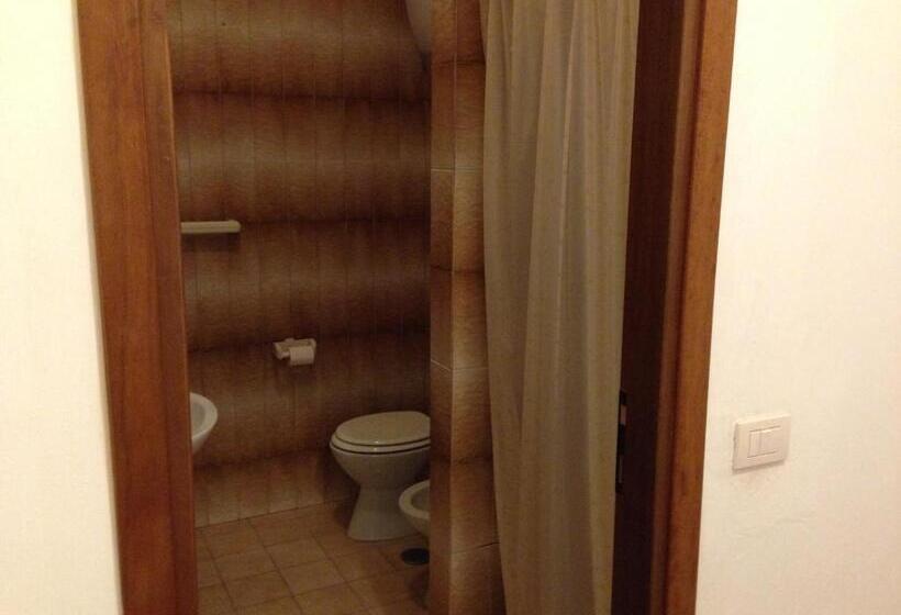 Трежместный Номер Economy, Monastero San Vincenzo   Casa Per Ferie