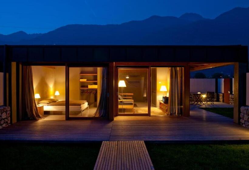سوییت لوکس, Vivere Suites & Rooms