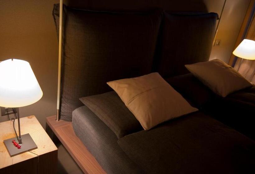Delüks Süit, Vivere Suites & Rooms