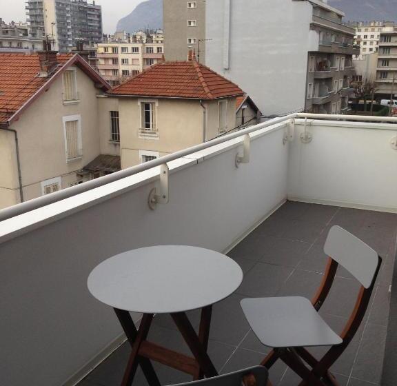带1个卧室的带阳台的公寓, Tempologis Le Saint Germain Grenoble