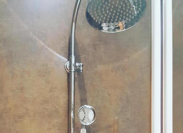 Номер Deluxe, The Carrick