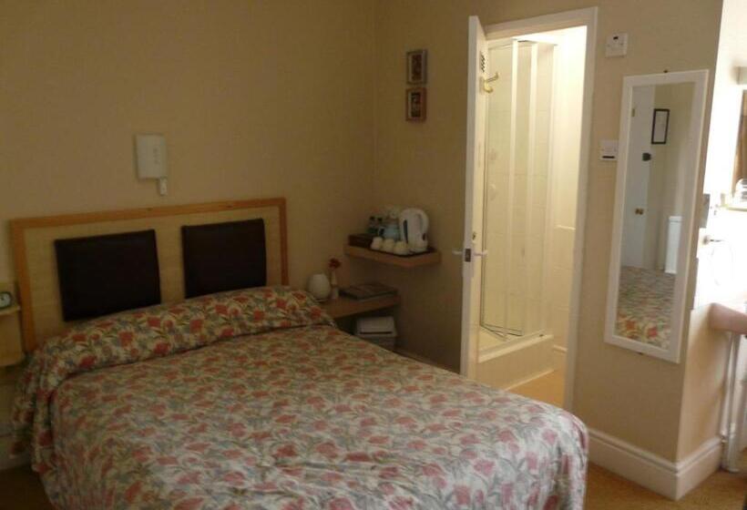 Семейный Номер, Melbourne Guest House