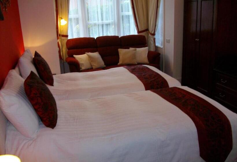 اتاق سوپریور, Gate Lodge Guest House